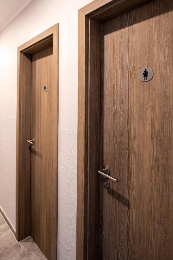 Hotel Garni โมเออร์ส ภายนอก รูปภาพ